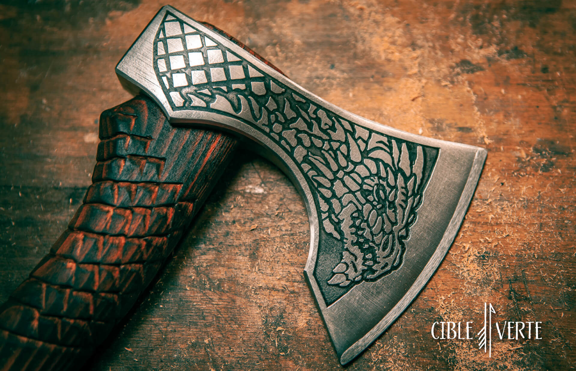 Dragon Hatchet - Drakenbijl - Hache de dragon